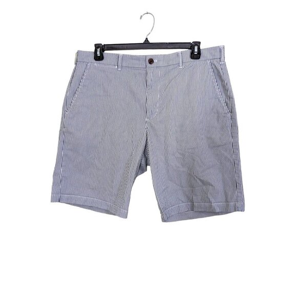 Gap 10 inch Shorts Mens Size 36 Gray White Railroad Stripe Cotton Stretch Pocket - Picture 1 of 4